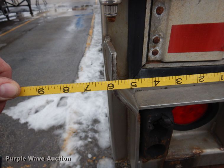 image for item DK2117 2006 Wabash  refrigerated van trailer