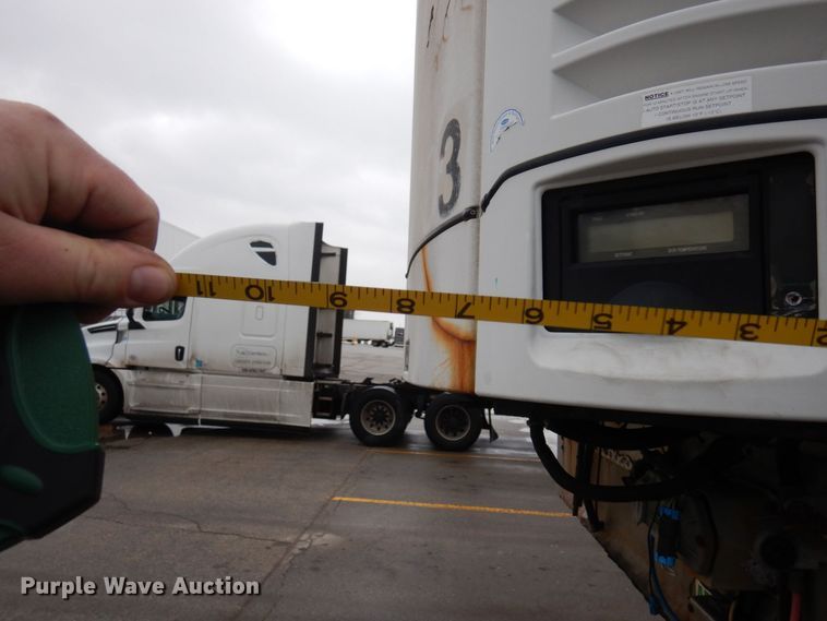 image for item DK2117 2006 Wabash  refrigerated van trailer