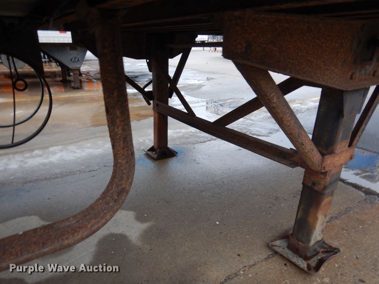 image for item DK2117 2006 Wabash  refrigerated van trailer