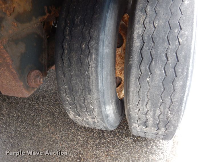 image for item DK2117 2006 Wabash  refrigerated van trailer