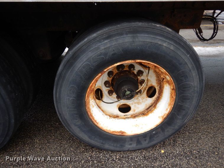 image for item DK2117 2006 Wabash  refrigerated van trailer