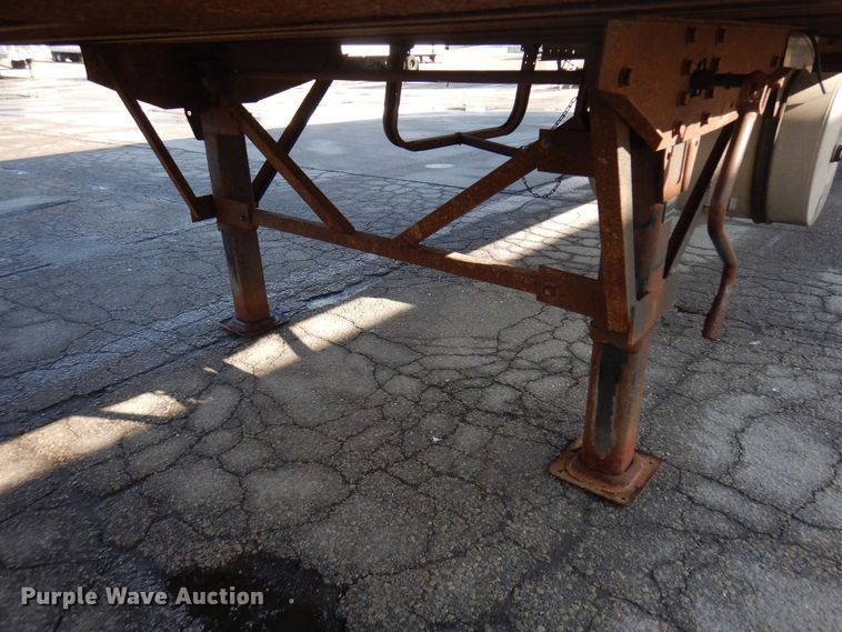 image for item DK2119 2005 Wabash  refrigerated van trailer