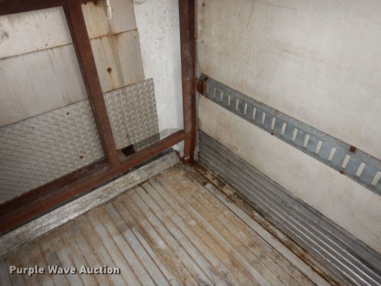 image for item DK2119 2005 Wabash  refrigerated van trailer