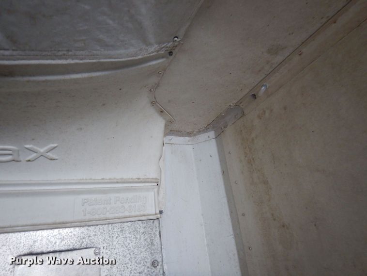 image for item DK2119 2005 Wabash  refrigerated van trailer