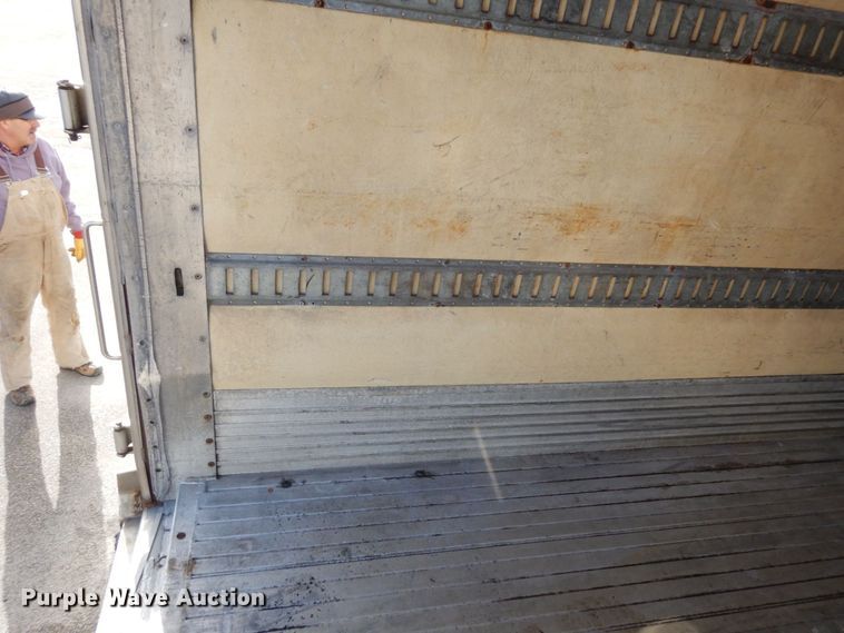 image for item DK2119 2005 Wabash  refrigerated van trailer