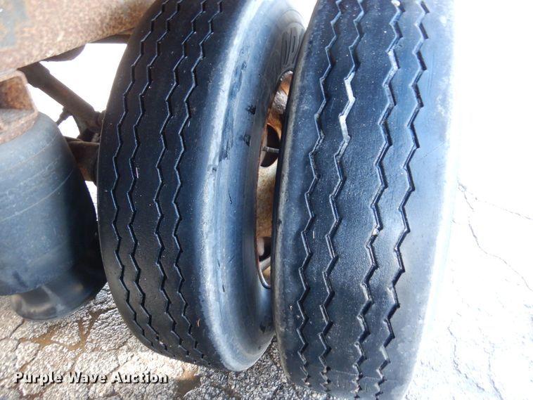 image for item DK2119 2005 Wabash  refrigerated van trailer