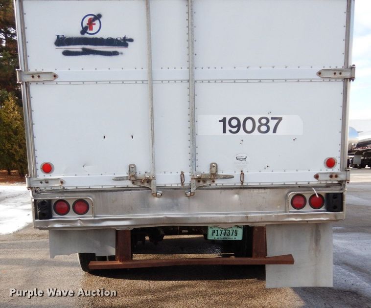 image for item DK2120 1988 Utility  refrigerated van trailer