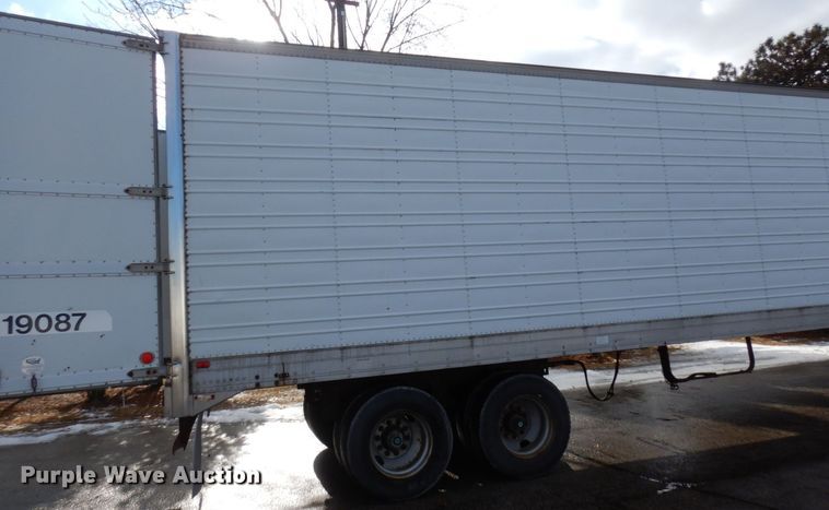 image for item DK2120 1988 Utility  refrigerated van trailer