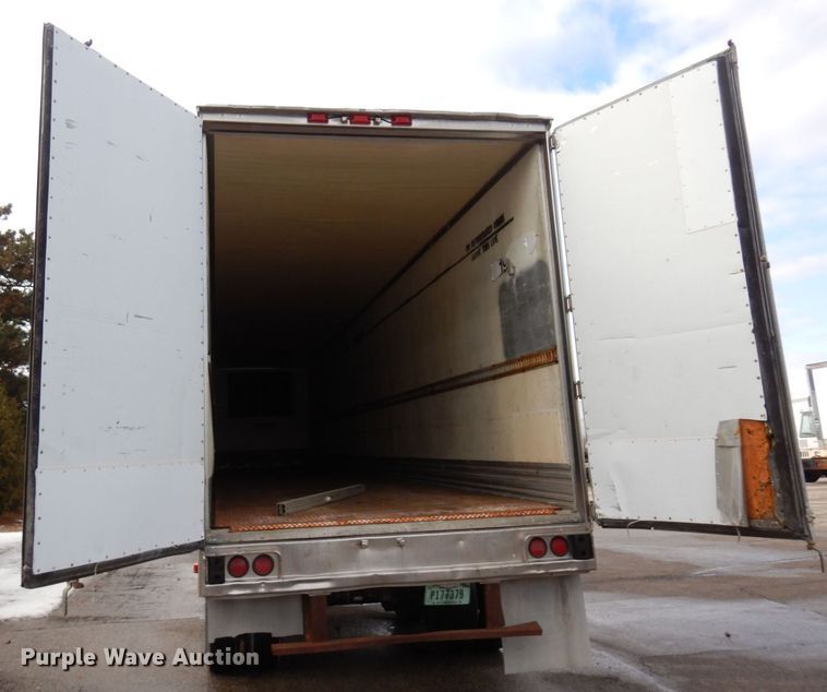 image for item DK2120 1988 Utility  refrigerated van trailer