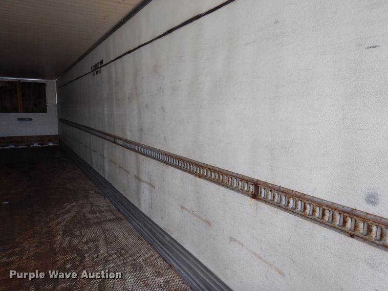 image for item DK2120 1988 Utility  refrigerated van trailer