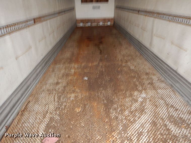 image for item DK2120 1988 Utility  refrigerated van trailer