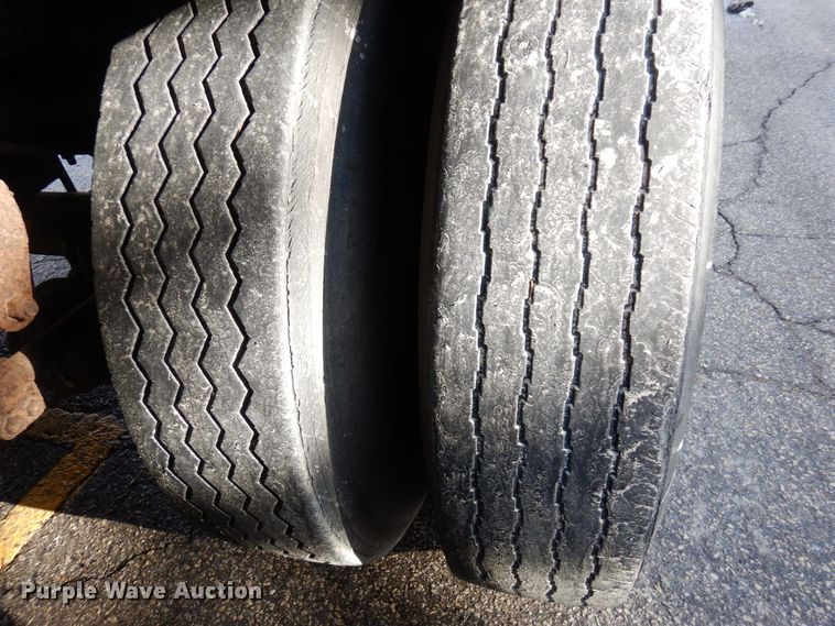 image for item DK2121 1990 Great Dane  refrigerated van trailer