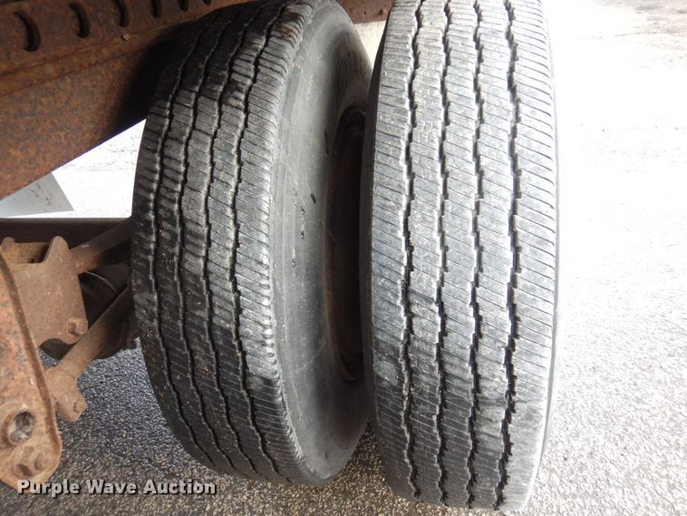 image for item DK2122 1987 Stoughton ASVW-535T-S-C  dry van trailer