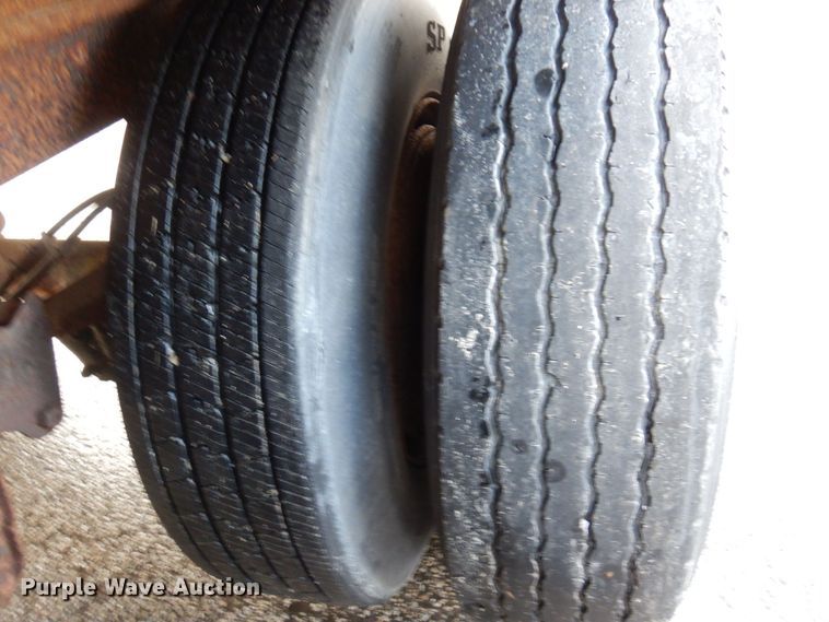 image for item DK2122 1987 Stoughton ASVW-535T-S-C  dry van trailer