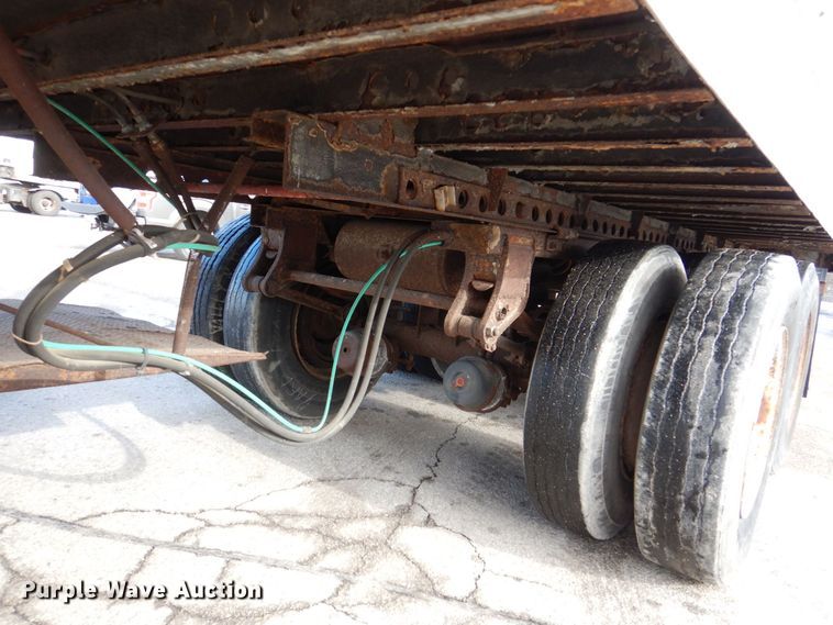 image for item DK2124 1990 Great Dane  refrigerated van trailer