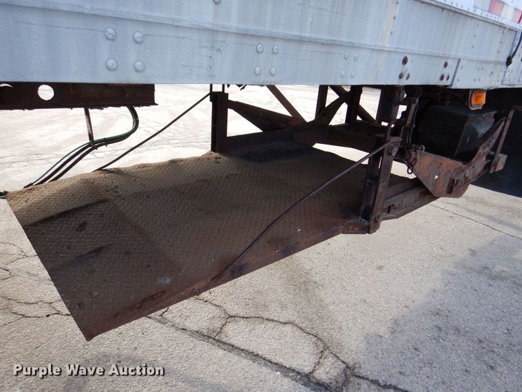 image for item DK2124 1990 Great Dane  refrigerated van trailer