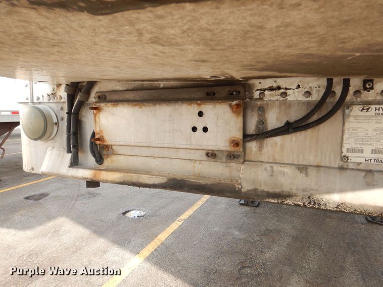 image for item DK2125 2010 Hyundai VR1450022-AS  refrigerated van trailer