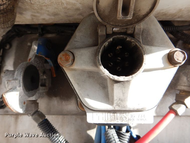 image for item DK2125 2010 Hyundai VR1450022-AS  refrigerated van trailer