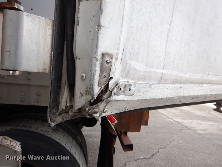 image for item DK2125 2010 Hyundai VR1450022-AS  refrigerated van trailer