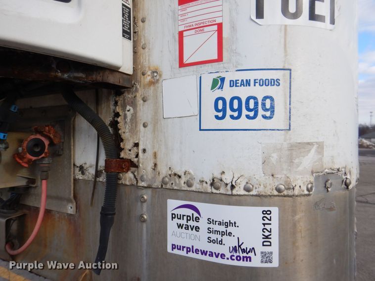 image for item DK2128 2006 Wabash RFCVHSA  refrigerated van trailer