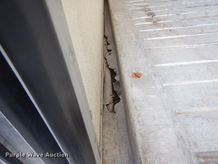 image for item DK2128 2006 Wabash RFCVHSA  refrigerated van trailer