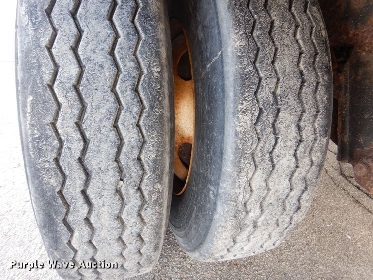 image for item DK2128 2006 Wabash RFCVHSA  refrigerated van trailer