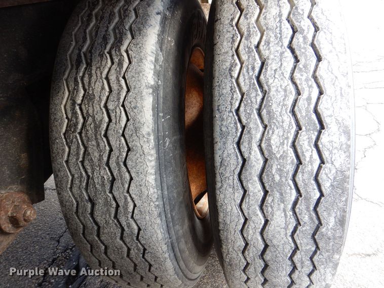 image for item DK2128 2006 Wabash RFCVHSA  refrigerated van trailer