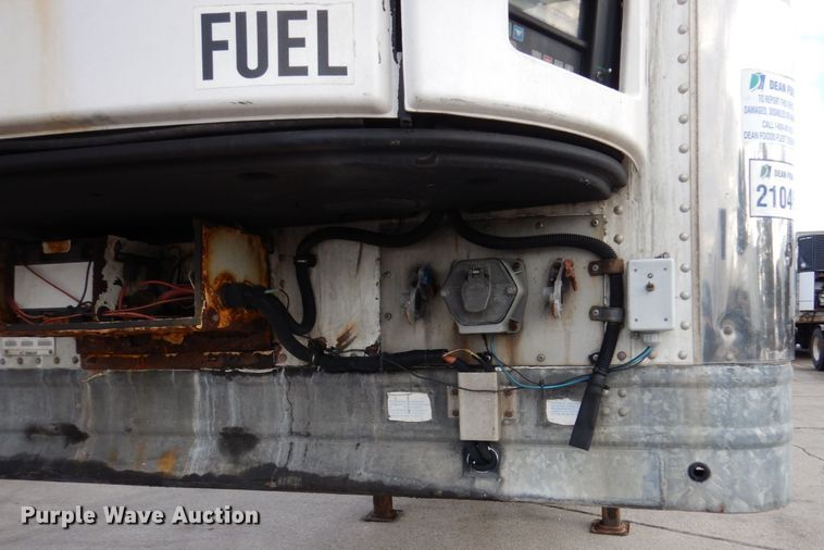 image for item DK2130 2011 Hyundai VR1480142  refrigerated van trailer