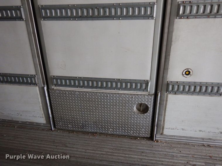 image for item DK2130 2011 Hyundai VR1480142  refrigerated van trailer