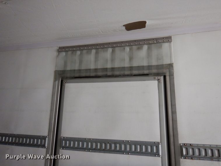 image for item DK2130 2011 Hyundai VR1480142  refrigerated van trailer