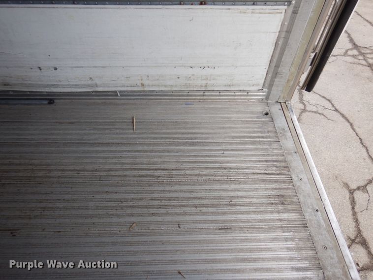 image for item DK2130 2011 Hyundai VR1480142  refrigerated van trailer