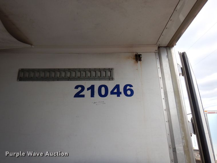 image for item DK2130 2011 Hyundai VR1480142  refrigerated van trailer