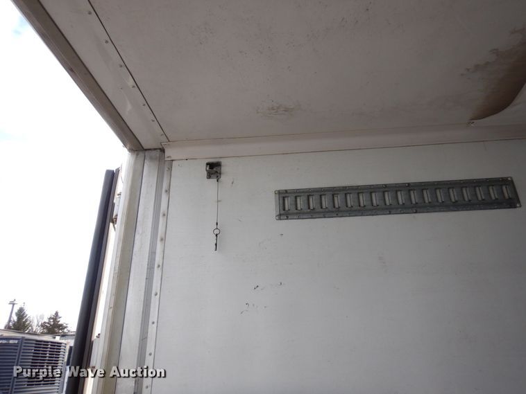 image for item DK2130 2011 Hyundai VR1480142  refrigerated van trailer