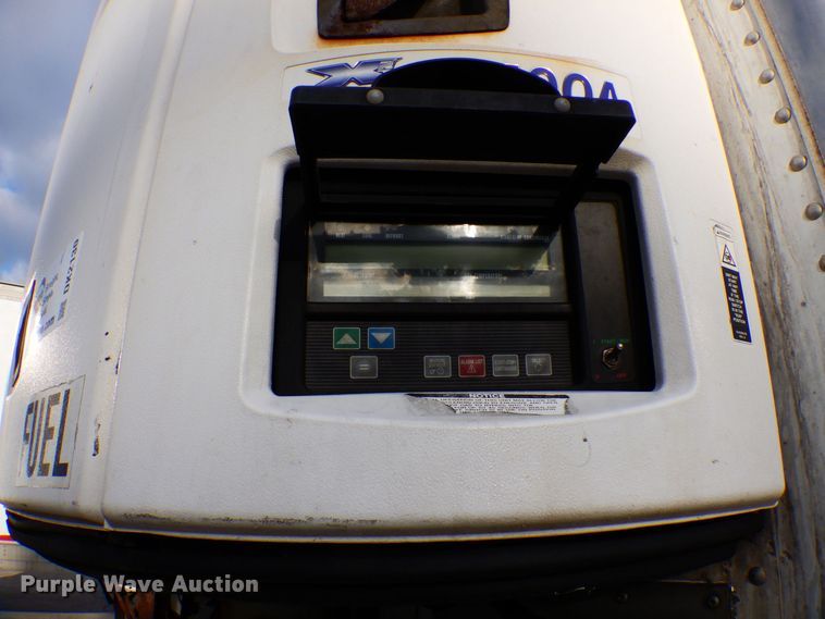 image for item DK2130 2011 Hyundai VR1480142  refrigerated van trailer