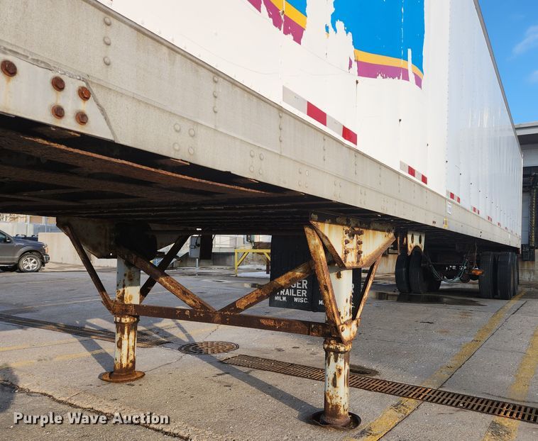 image for item DK2136 1990 Great Dane 701TZ1  refrigerated van trailer