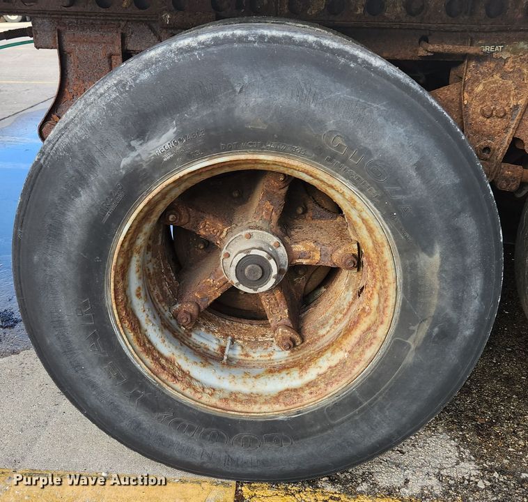 image for item DK2136 1990 Great Dane 701TZ1  refrigerated van trailer