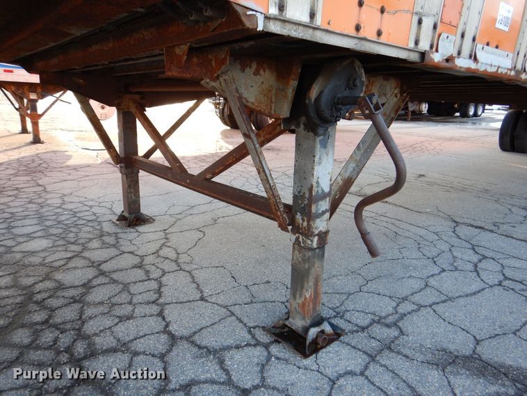 image for item DK2139 1993 Wabash P-102CW  dry van trailer