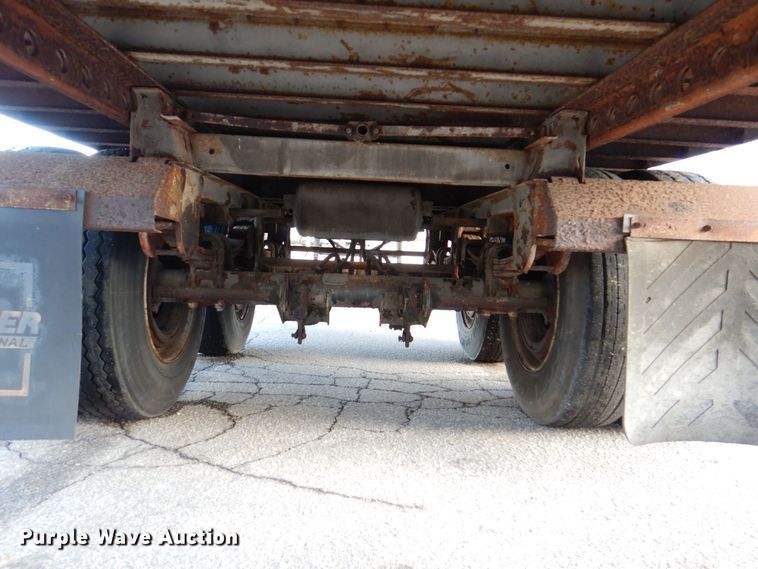 image for item DK2139 1993 Wabash P-102CW  dry van trailer