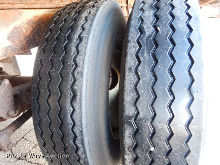 image for item DK2139 1993 Wabash P-102CW  dry van trailer