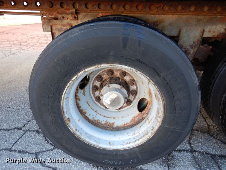 image for item DK2139 1993 Wabash P-102CW  dry van trailer