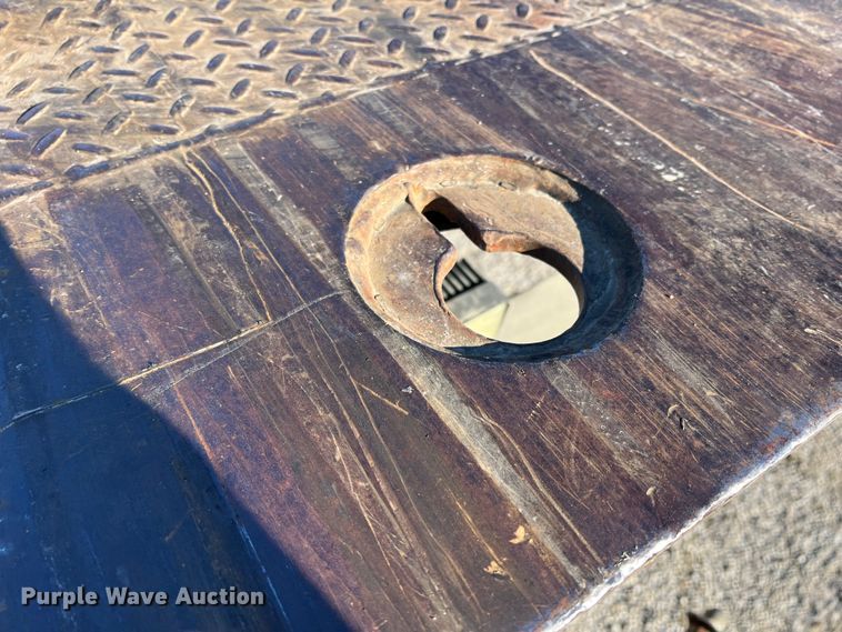 image for item DK7204 2005 International 4300  rollback truck