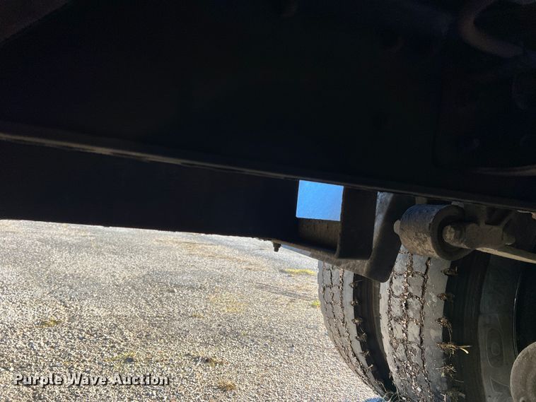 image for item DK7204 2005 International 4300  rollback truck