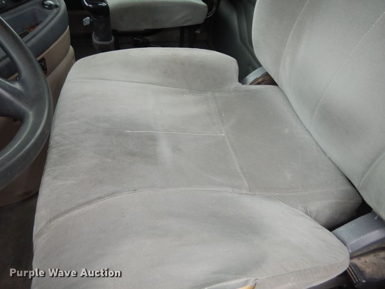 image for item DK7598 2011 Freightliner Cascadia  semi truck