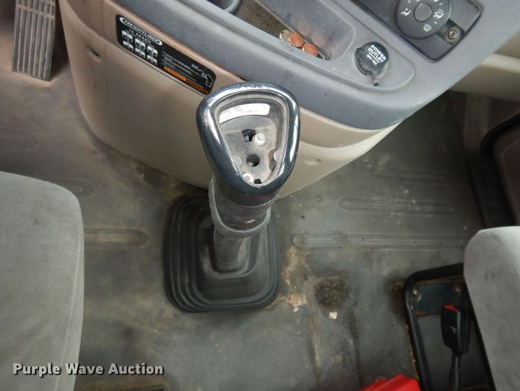 image for item DK7598 2011 Freightliner Cascadia  semi truck