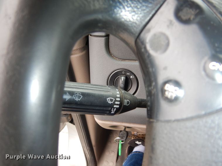 image for item DK7598 2011 Freightliner Cascadia  semi truck