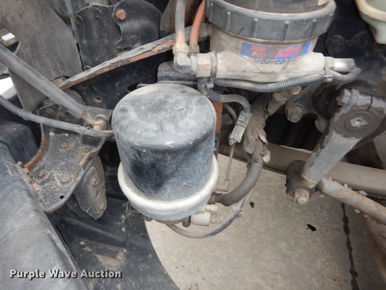 image for item DK7598 2011 Freightliner Cascadia  semi truck