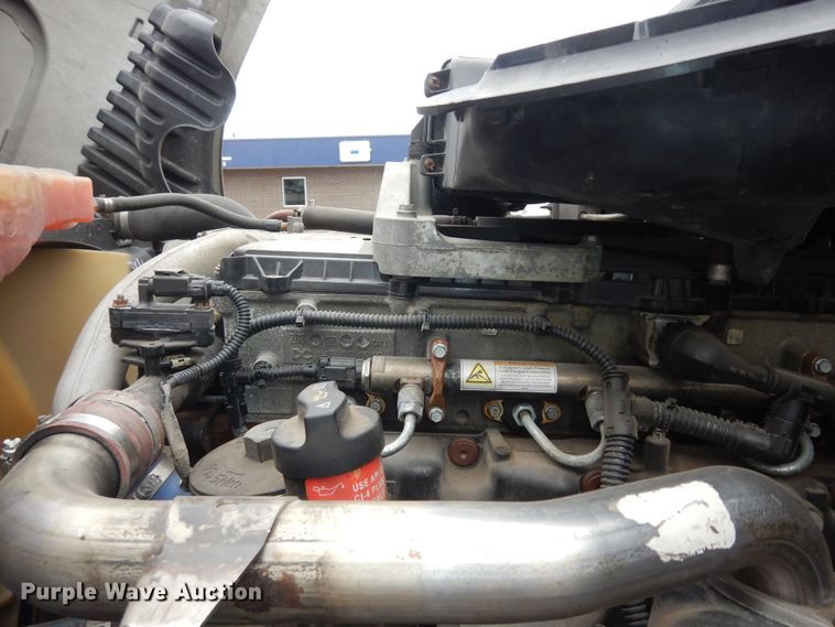 image for item DK7598 2011 Freightliner Cascadia  semi truck