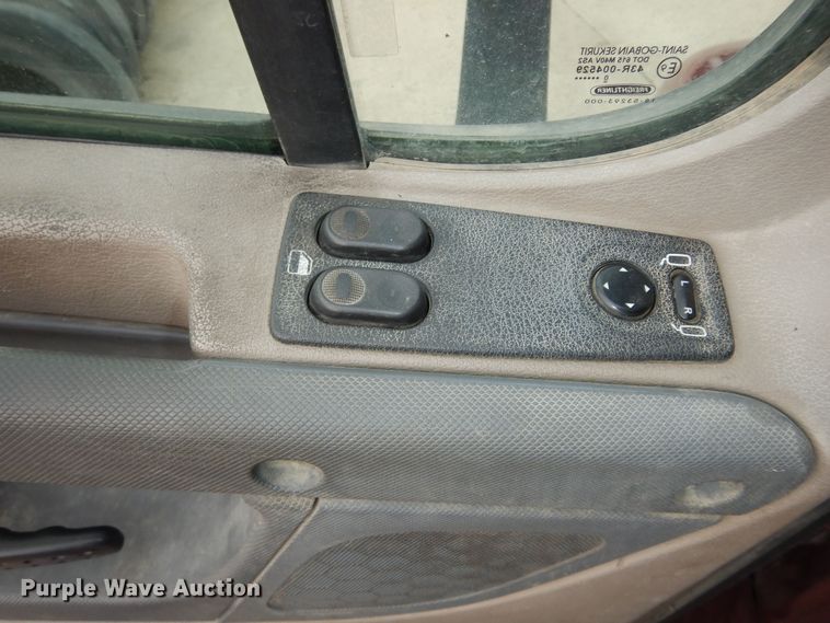 image for item DK7677 2012 Freightliner Cascadia  semi truck