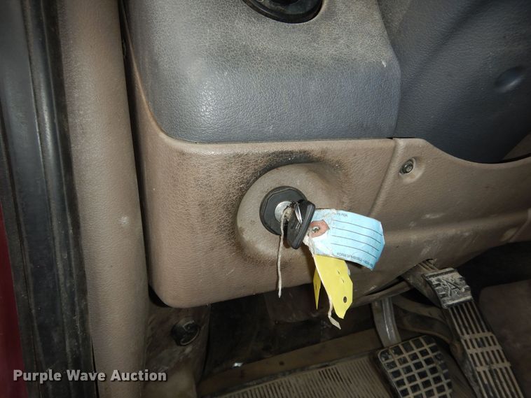 image for item DK7677 2012 Freightliner Cascadia  semi truck