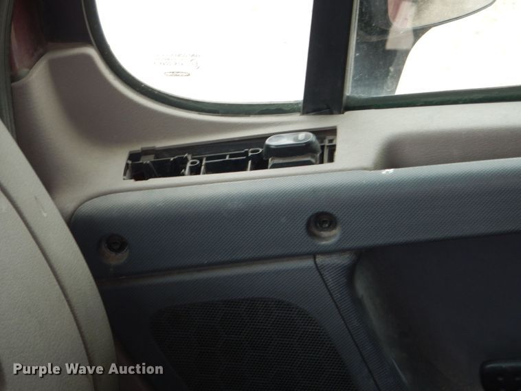 image for item DK7677 2012 Freightliner Cascadia  semi truck